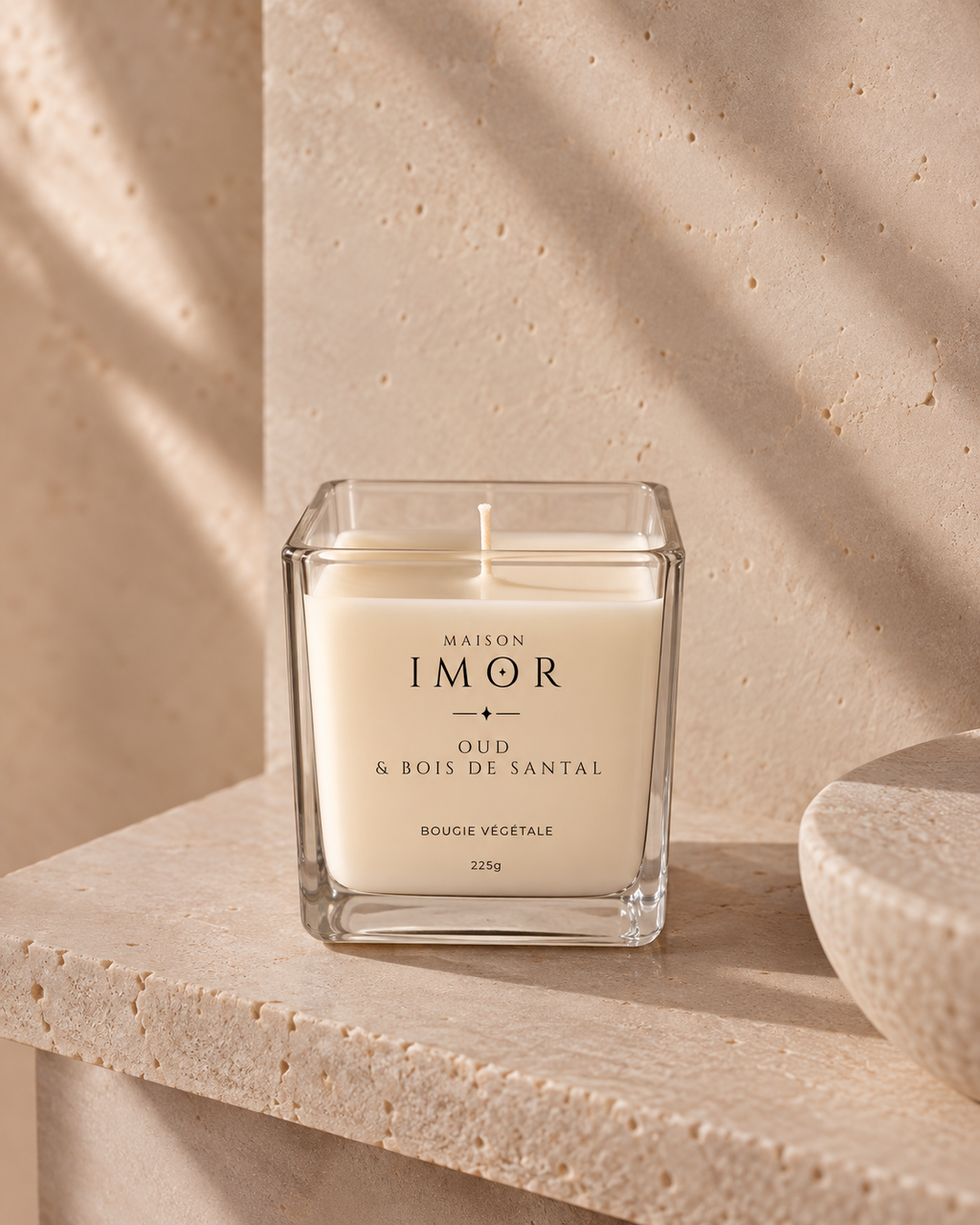 Bougie Oud & Bois de Santal artisanale aux notes boisées et orientales - Maison IMOR